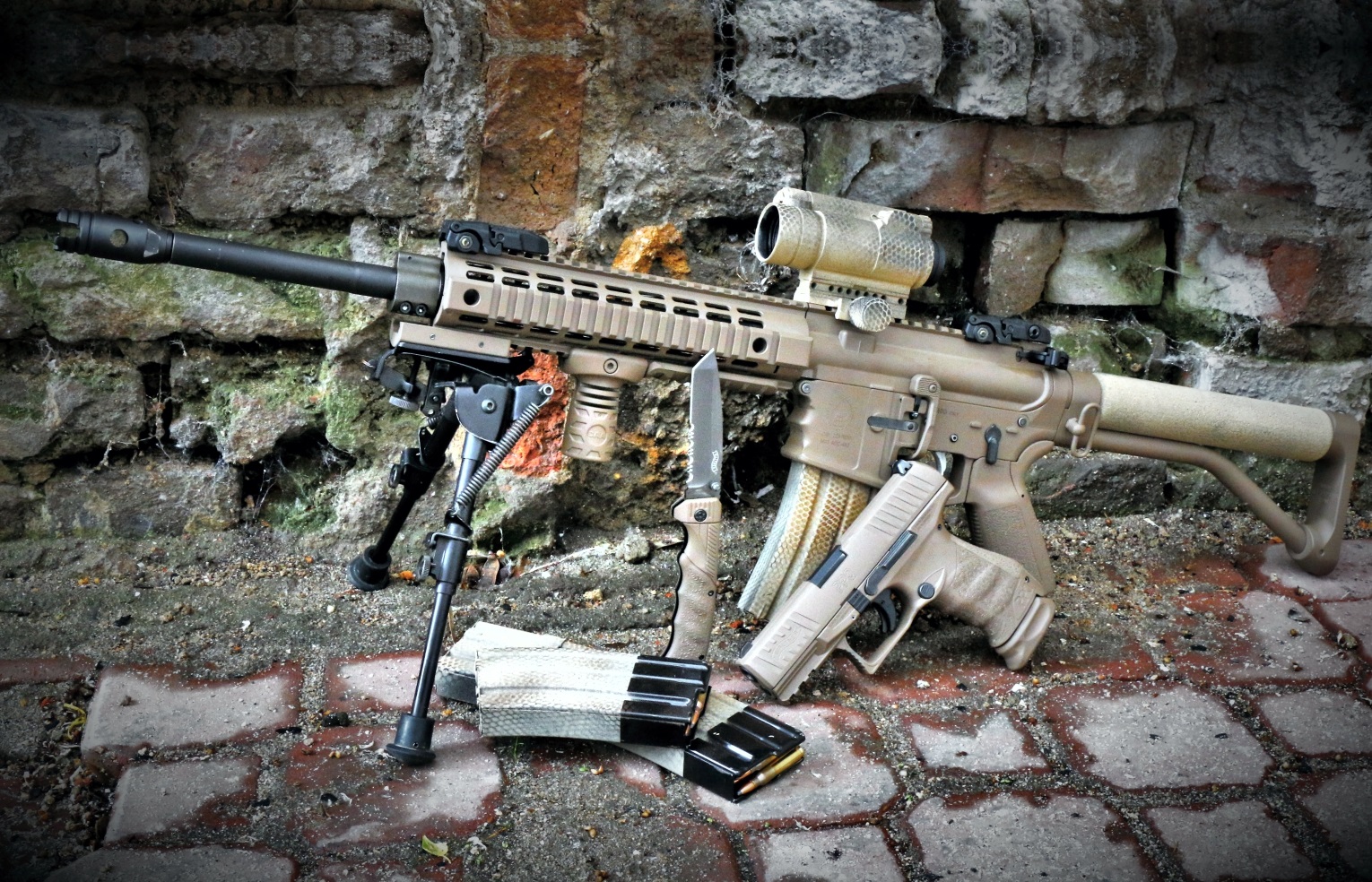 Velkoobchod zbraní a příslušenství